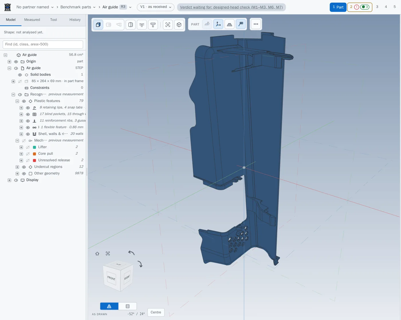 Feasio, Part step: an air guide in the viewer and the model tree listing 79 plastic features grouped as retaining lips, snap tabs, blind pockets, through holes and ribs.
